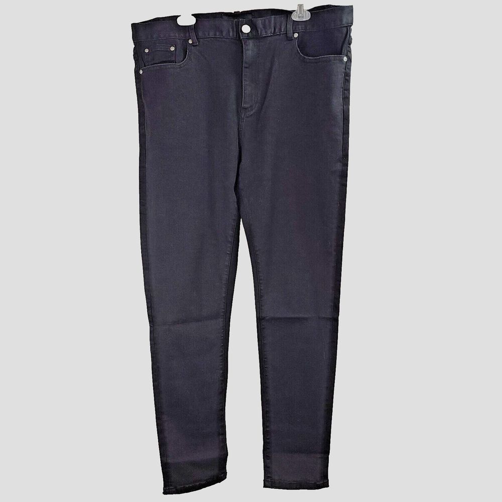 NWT HOMME + FEMME Men's (38) Black Comfort Stretch Tapered Denim Jeans --$150